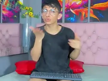 Chaturbate Free Live Porn of elangiraldo