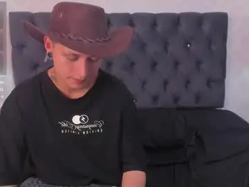 Chaturbate Sex Chat of giax_