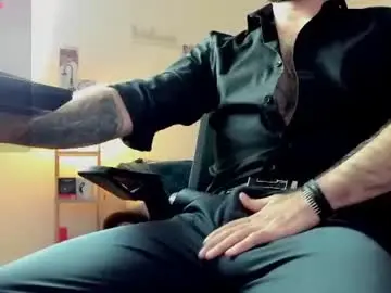 Chaturbate Live Sex Cam of marioslim