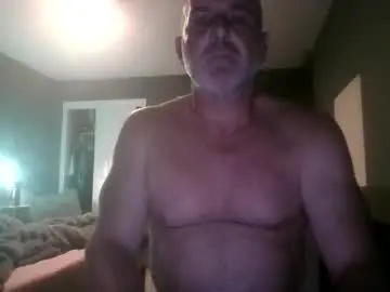 Chaturbate Live Sex Cam of boreddad2023