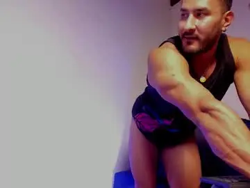 Chaturbate Live Sex Cam of curt_x