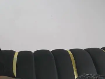 Chaturbate Live Sex Cam of icequeen_xxx