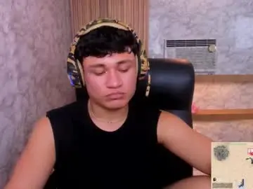 Chaturbate Live Sex Cam of andrewpeach