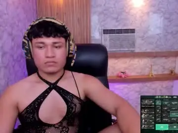 Chaturbate Live Sex Cam of andrewpeach