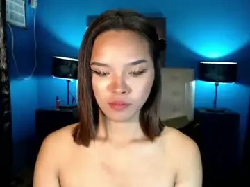 Chaturbate Sex Cam of ariana_queen_hugecock69