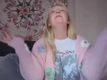 Chaturbate Nude Webcam of barbiegirl966
