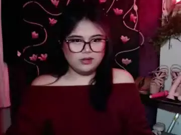 Chaturbate Live Sex Cam of lovelypinaychubsx