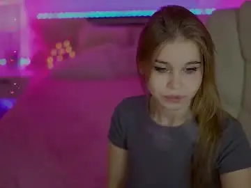 Chaturbate Live Sex Cam of mylolasky