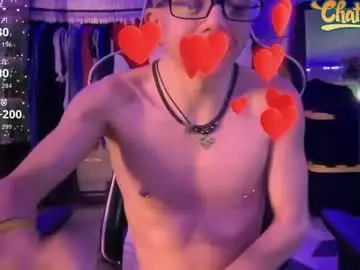 Chaturbate Sex Chat of robertcicijr21