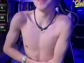 Chaturbate Sex Chat of robertcicijr21