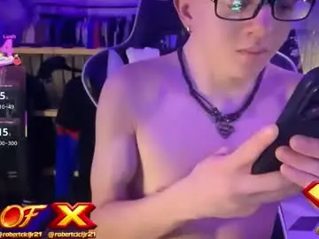 Chaturbate Live Porn of robertcicijr21
