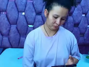 Chaturbate Live Sex Cam of alasmith_