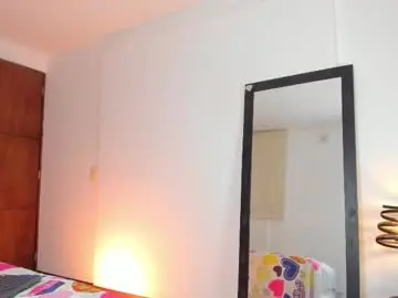 Chaturbate Watch Live Sex Cams of aleja_arango