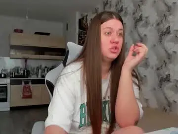 Chaturbate Live Sex Cam of aletta_oushen