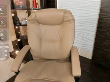 Chaturbate Live Sex Cam of cherryy_xx