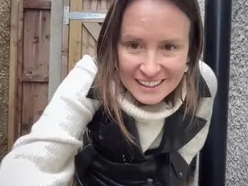 Chaturbate Live Sex Cam of eatmypie69