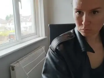 Chaturbate Adult Video Chat of eatmypie69
