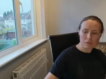 Chaturbate Free Live Porn of eatmypie69