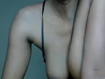 Chaturbate Free Porn Cam of jalie_petite256