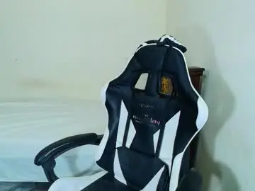 Chaturbate Sex Chat of max_love25