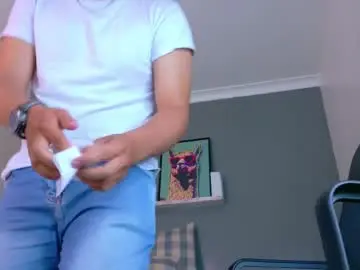 Chaturbate Live Sex Cam of mrfox__