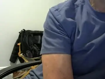 Chaturbate Adult Video Chat of ossibottom