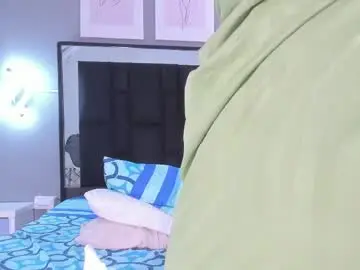 Chaturbate Best live sex cam show of zoe_curvyy