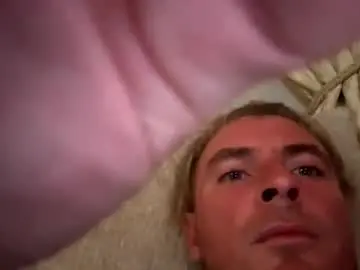 Chaturbate Free Porn Cam of onlyloveyoutwice2016