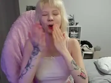 Chaturbate Adult Video Chat of vivy_