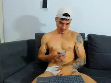 Chaturbate Watch Live Sex Cams of big_valentinhunk7