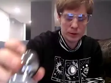 Chaturbate Live Sex Cam of bittyboiii