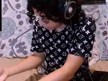 Chaturbate Live Sex Cam of isidroglasc