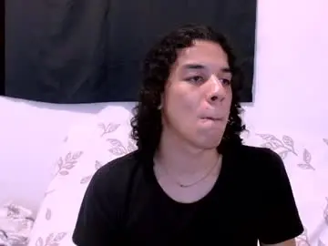 Chaturbate Free Porn Cam of isidroglasc