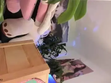 Chaturbate Sex Cam of jhoanna_largo