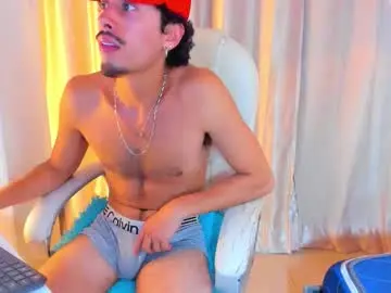 Chaturbate Free Porn Cam of nicopapi_