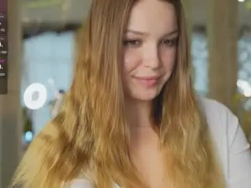 Chaturbate Nude Webcam of peachylina