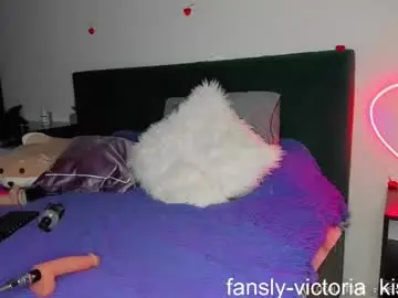 Chaturbate Live Sex of smurfette77