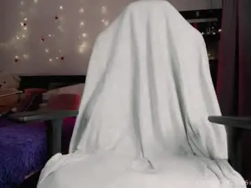 Chaturbate Free Live Porn of smurfette77