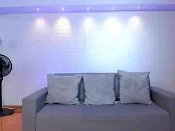 Chaturbate Live Sex Cam of violeet_scott