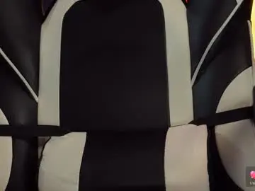 Chaturbate Live Sex Cam of golden_alex