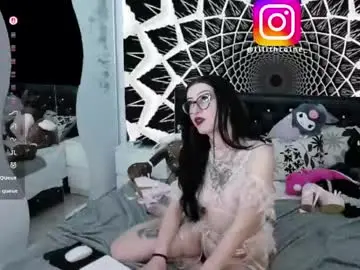 Chaturbate Live Sex Cam of lilithcaine