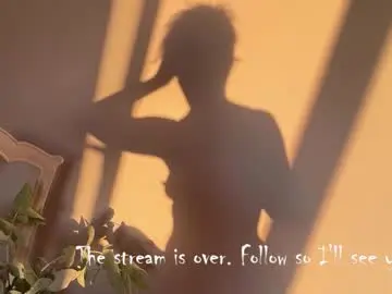 Chaturbate Nude Webcam of adelina_shine