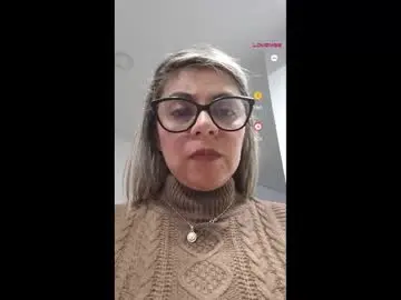 Chaturbate Sex Chat of cataoffice_01