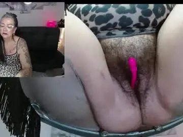 Chaturbate Live Sex Cam of jazmin_ross