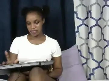 Chaturbate Sex Cam of kering_lovly