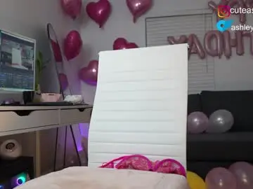Chaturbate Live Sex of ashley_benson1