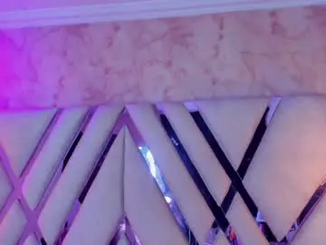 Chaturbate Nude Webcam of isa_doux