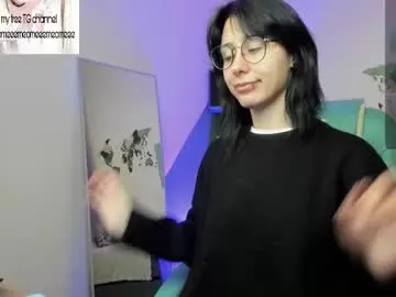 Chaturbate Free Live Porn of meomeee