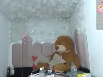 Chaturbate Live Sex Cam of puca_eboony