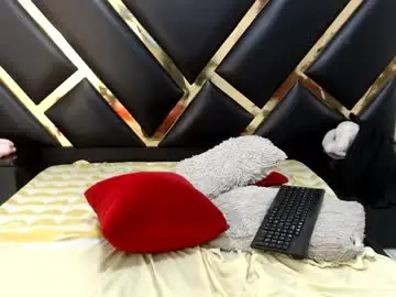 Chaturbate Sex Cam of noahjhonson69